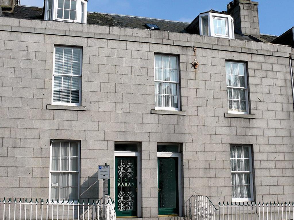 Aaran Central Guesthouse Aberdeen Buitenkant foto